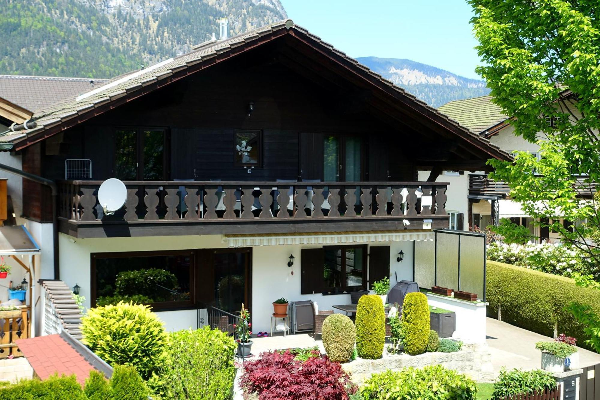 Ferienwohnung Ariane Garmisch-Partenkirchen Luaran gambar